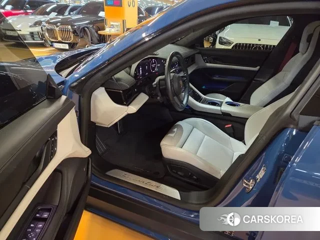 Porsche Taycan id 3751102 из Кореи 13