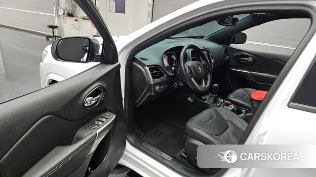 Jeep Cherokee (KL) id 3519144 из Кореи 20