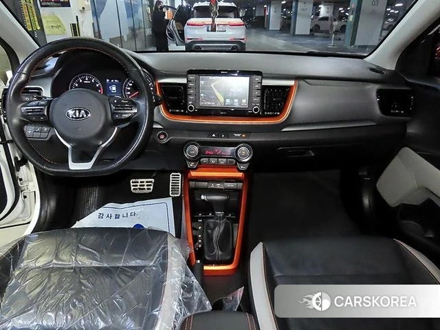 Kia Stonic id 3917481 из Кореи 19