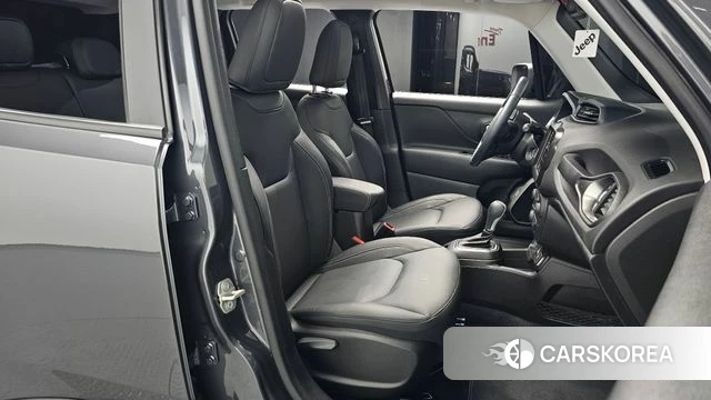 Jeep Renegade id 4725428 из Кореи 38