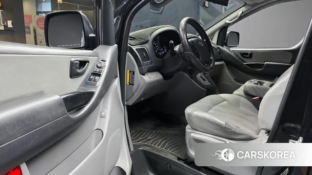 Hyundai The New Grand Starex id 4722463 из Кореи 31