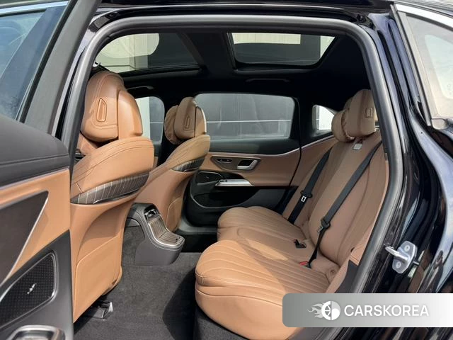 Mercedes-Benz E-class PHEV id 3889928 из Китая 28