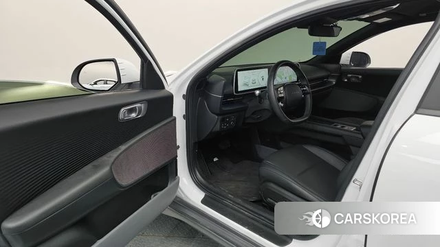 Hyundai Ionic 6 id 4870899 из Кореи 32