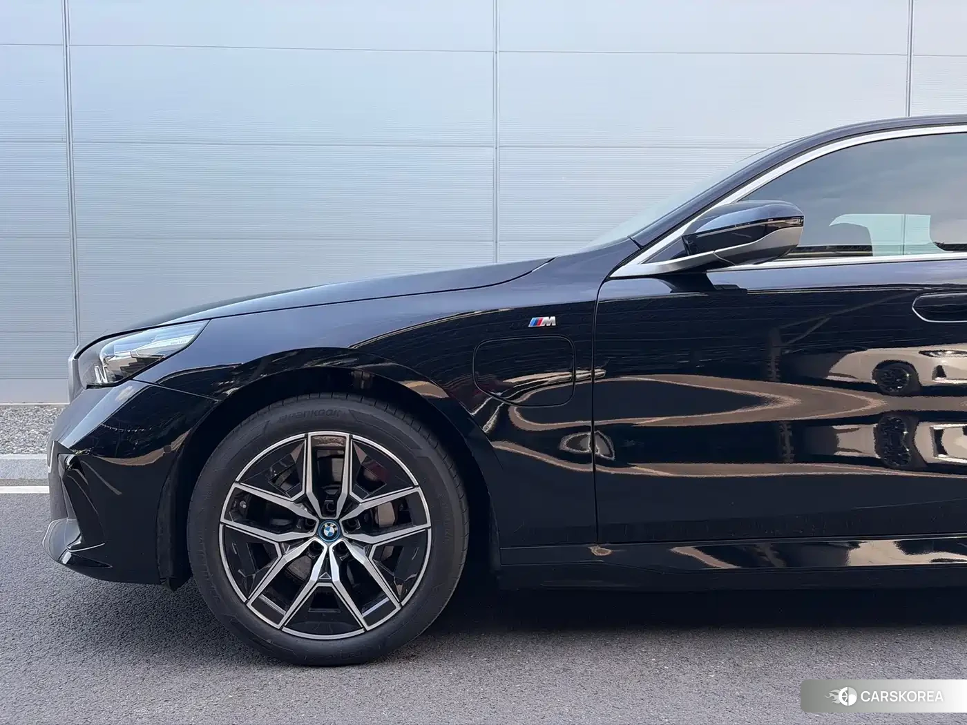 BMW i5 id 4545775 из Китая 11