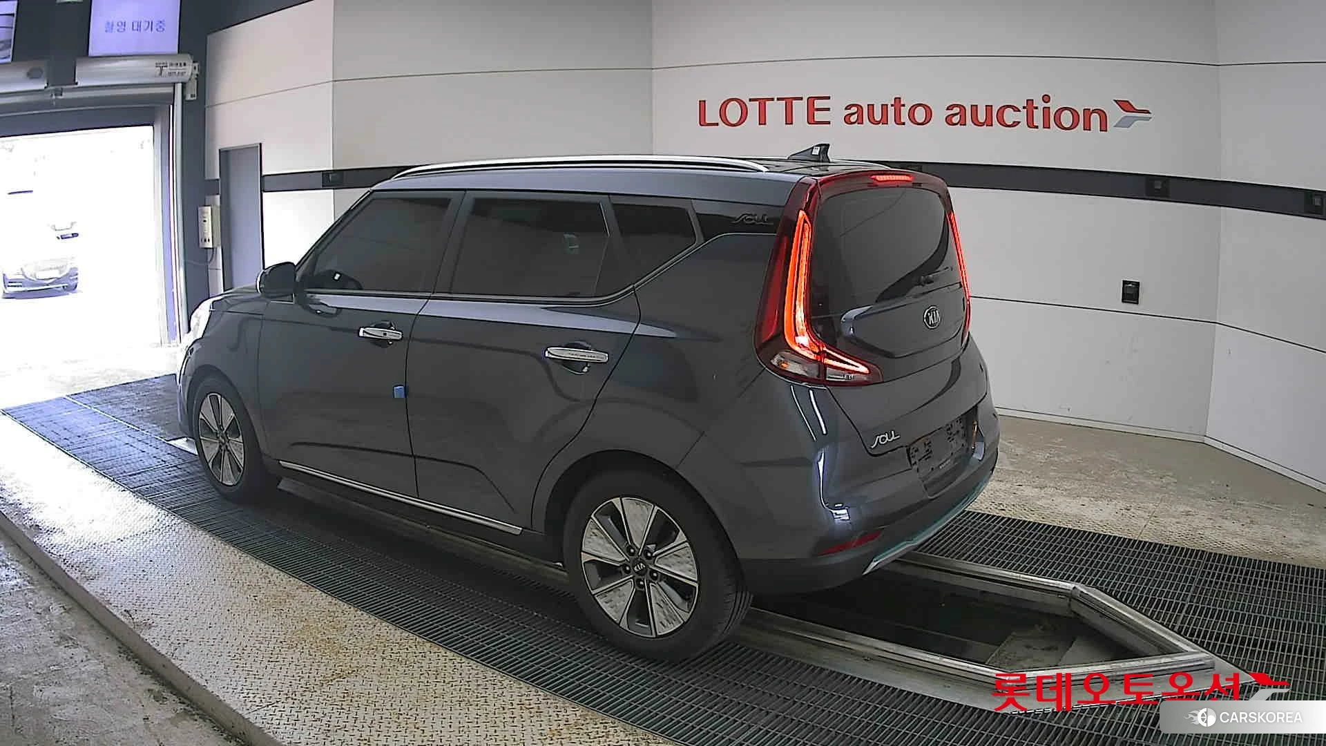 Kia Soul Booster EV id 4289512 из Кореи 38