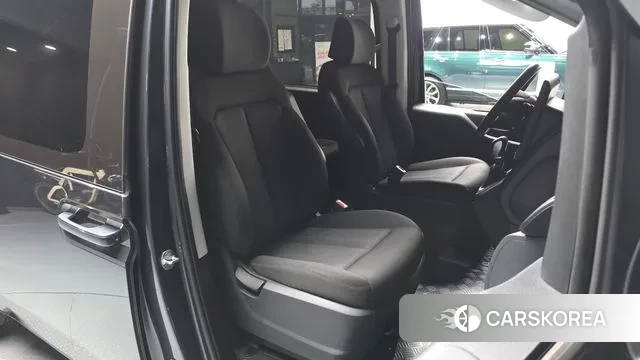 Hyundai Staria id 3247087 из Кореи 20