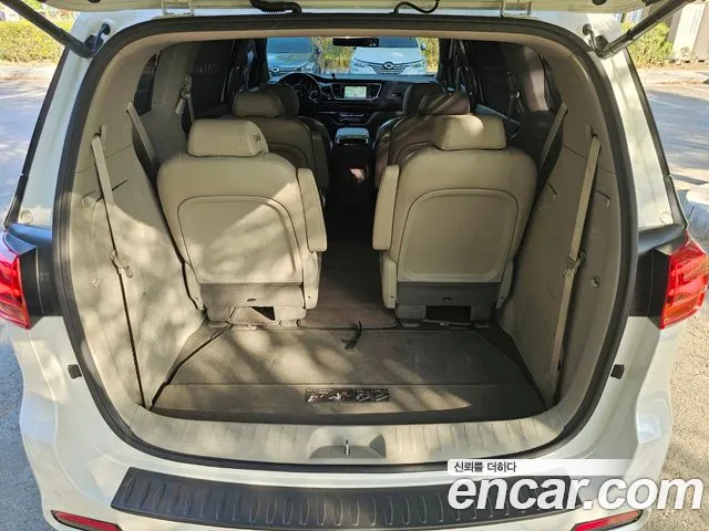 Kia The New Carnival id 2675832 из Кореи 20