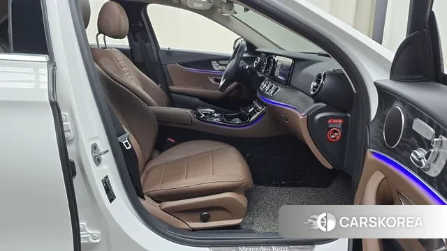 Mercedes-Benz E-Class W213 id 3060474 из Кореи 20