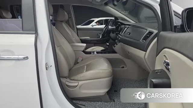 Kia All New Carnival id 3265435 из Кореи 20