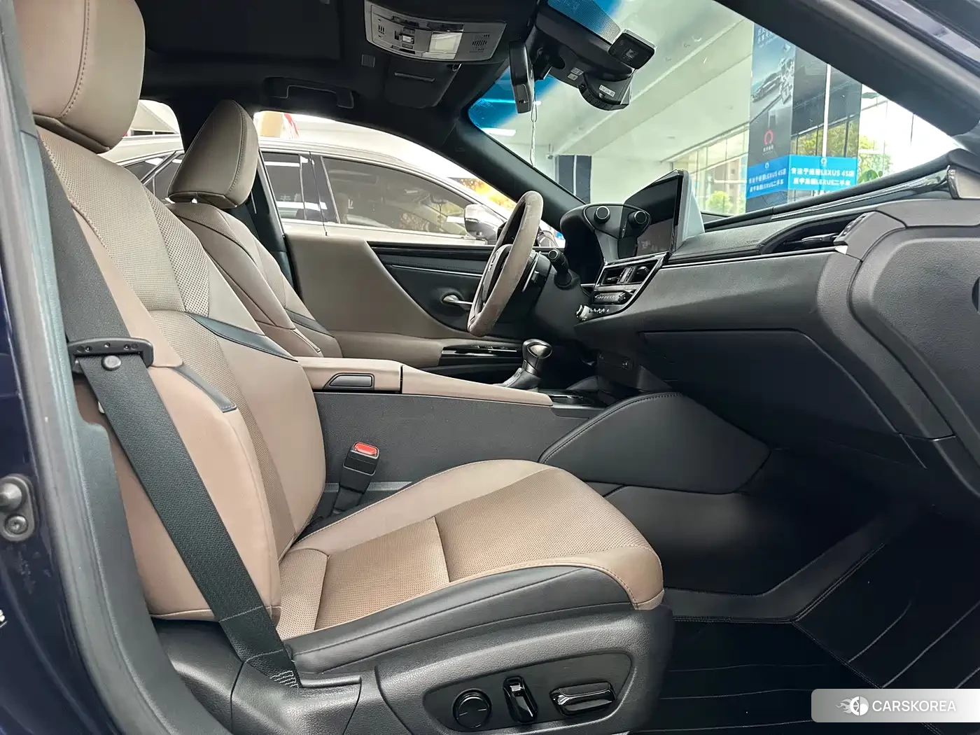 Lexus ES id 4577546 из Китая 19