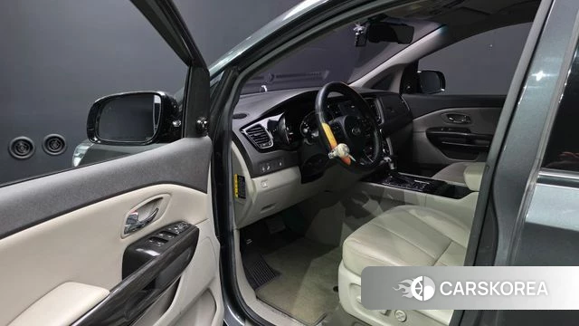 Kia All New Carnival id 4694204 из Кореи 20
