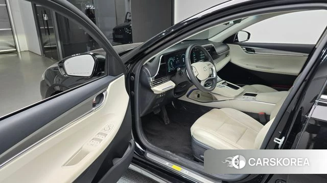 Hyundai The New Grandeur IG Hybrid id 4469616 из Кореи 30