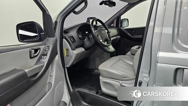 Hyundai The New Grand Starex id 4447673 из Кореи 20