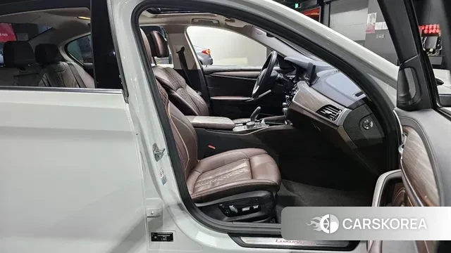 BMW 5 Series (G30) id 3344327 из Кореи 20