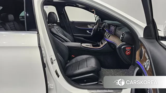 Mercedes-Benz E-Class W213 id 3295969 из Кореи 20