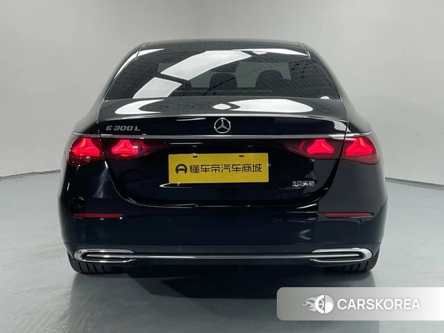 Mercedes-Benz E-class id 4264854 из Китая 20