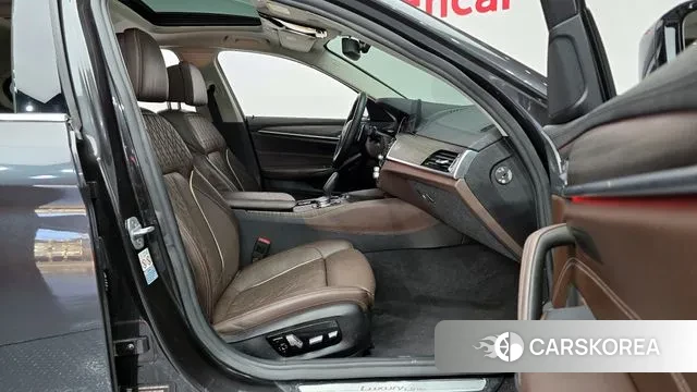 BMW 5 Series (G30) id 3536231 из Кореи 20