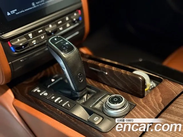 Maserati Quattroporte id 2876366 из Кореи 10