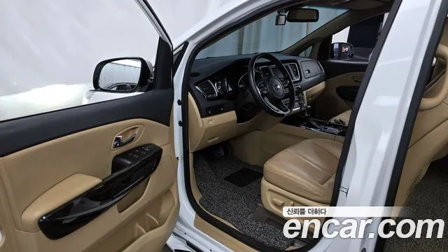 Kia The New Carnival id 2404870 из Кореи 20