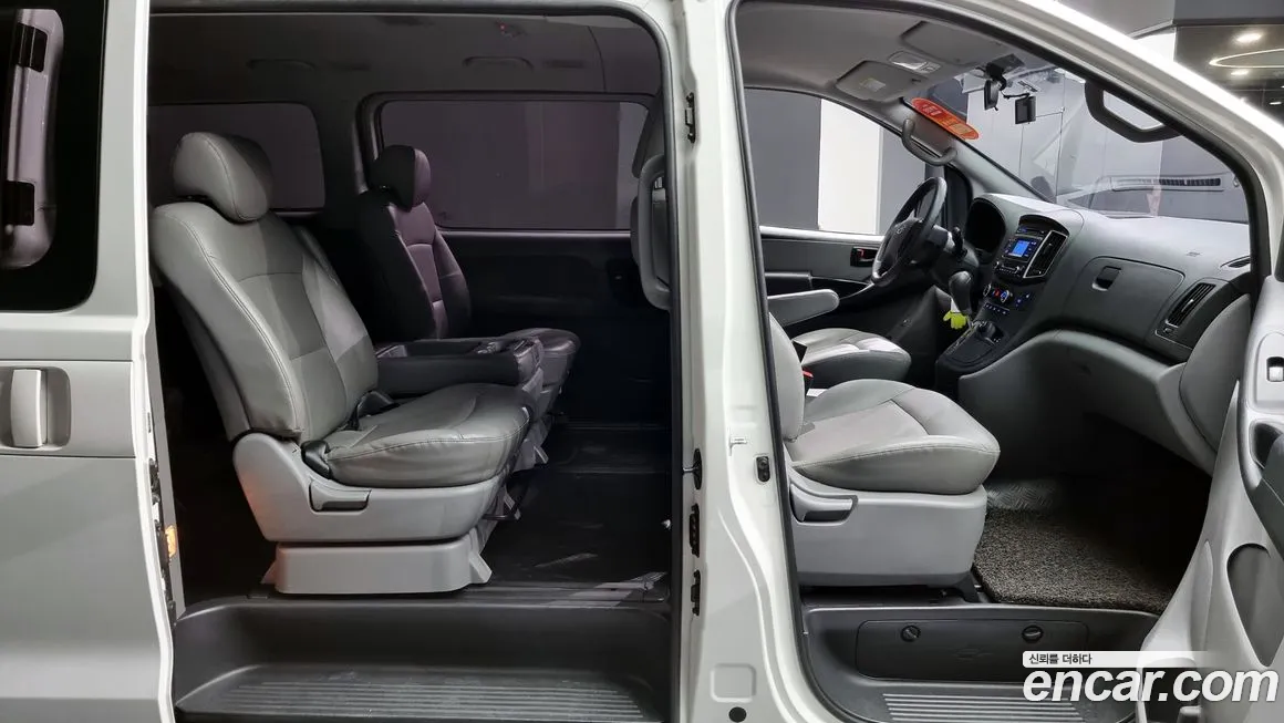 Hyundai The New Grand Starex id 2036578 из Кореи 20