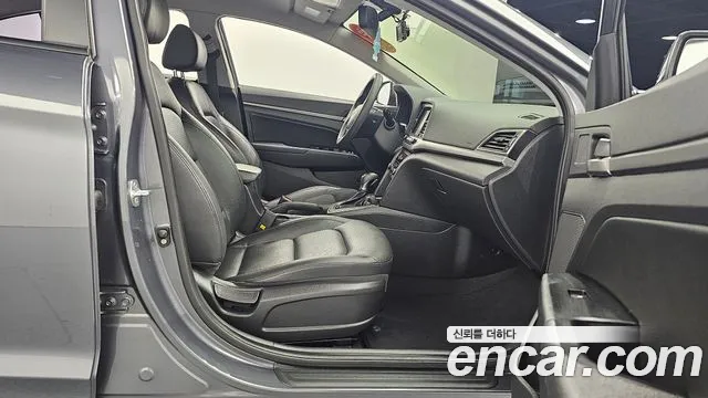 Hyundai Avante AD id 2763959 из Кореи 20