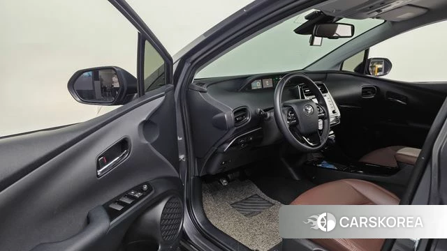 Toyota Prius 4th Generation id 4793419 из Кореи 32