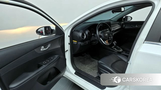 Kia Come New K3 id 4269460 из Кореи 30
