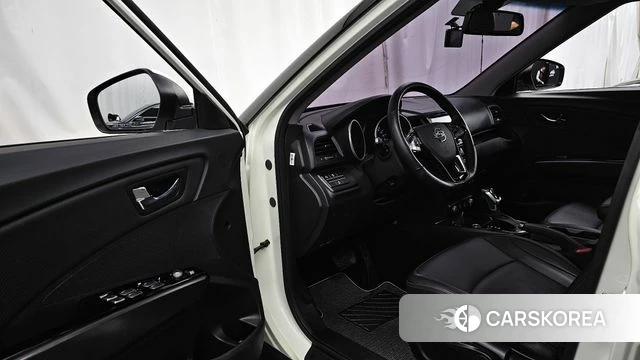 Ssangyong Tivoli Air id 4356717 из Кореи 32