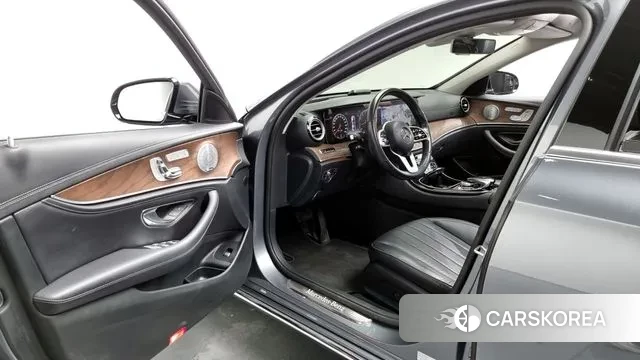 Mercedes-Benz E-Class W213 id 3434546 из Кореи 20
