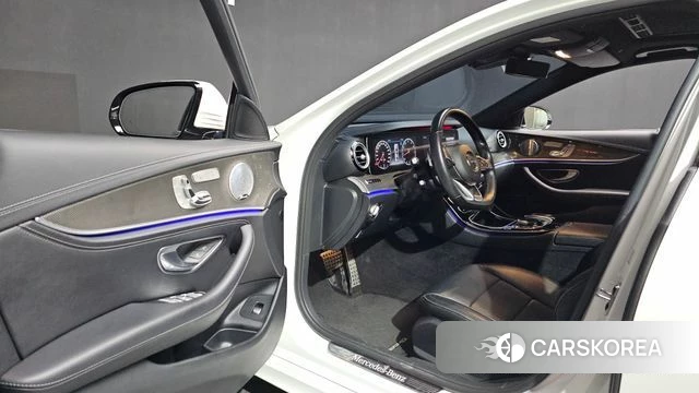 Mercedes-Benz E-Class W213 id 4728220 из Кореи 20