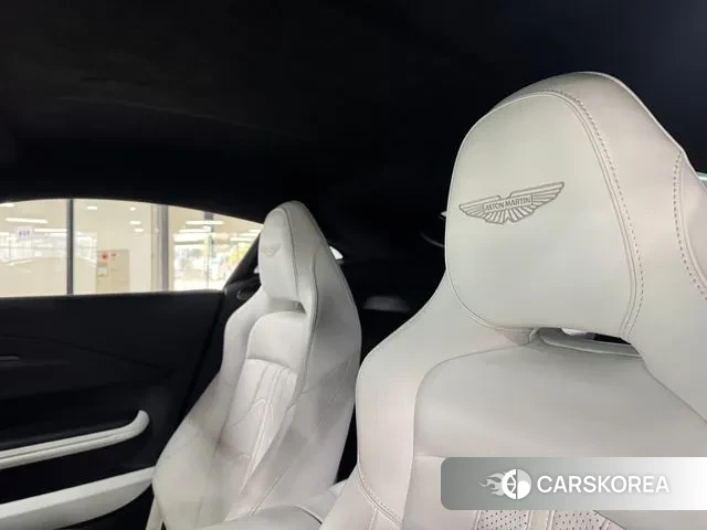 Aston Martin Vantage 2nd Generation id 3471828 из Кореи 15