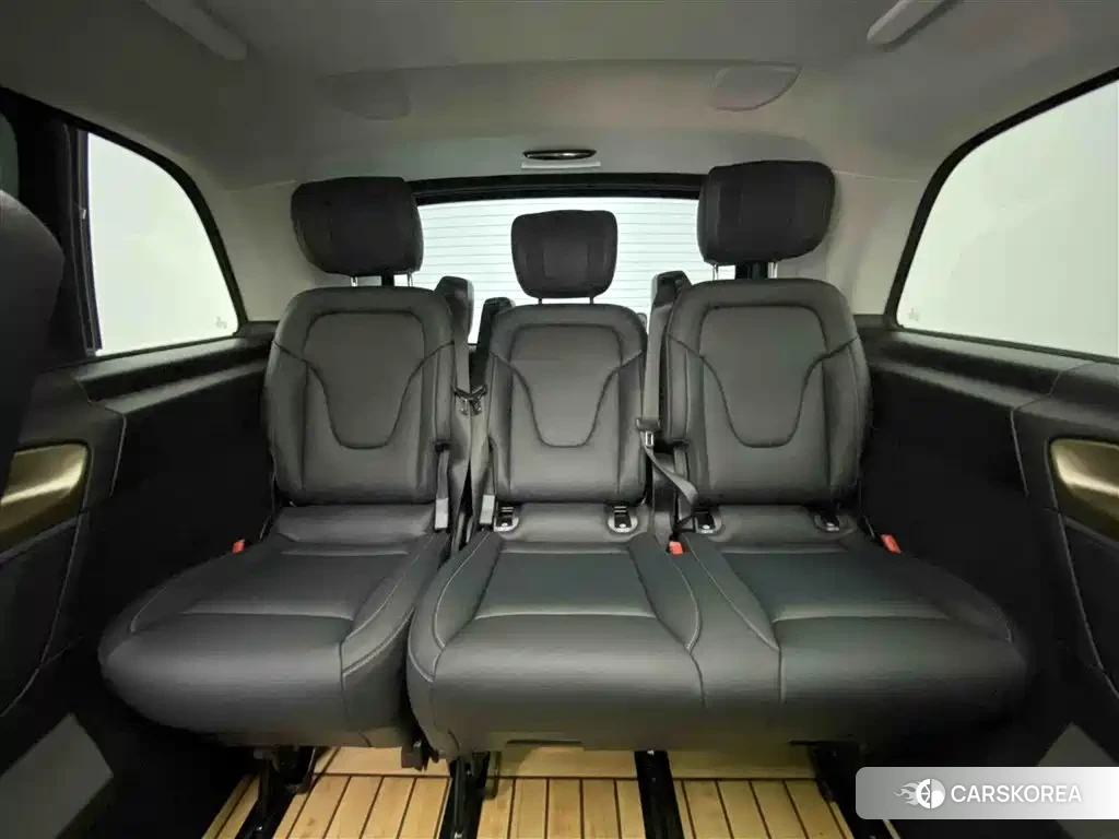 Mercedes-Benz V-Class id 4606866 из Китая 36
