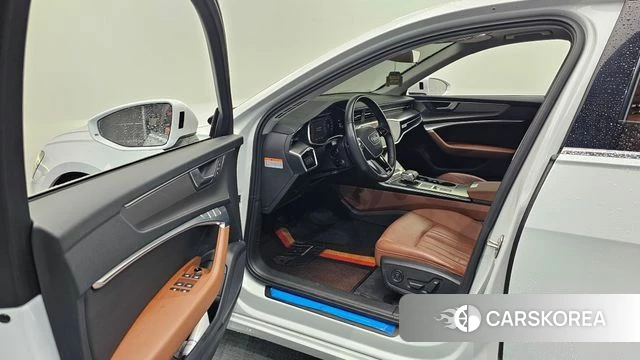 Audi A6 (C8) id 4350702 из Кореи 31
