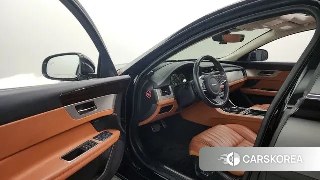 Jaguar XF (X260) id 3009038 из Кореи 20