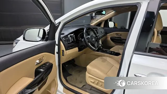 Kia All New Carnival id 3578868 из Кореи 20