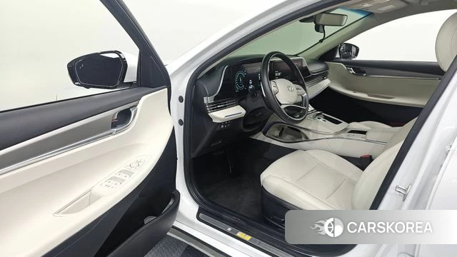 Hyundai The New Grandeur IG Hybrid id 4529064 из Кореи 30
