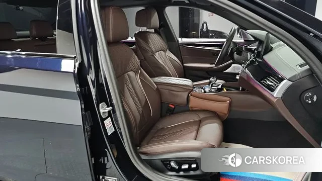 BMW 5 Series (G30) id 2993307 из Кореи 20