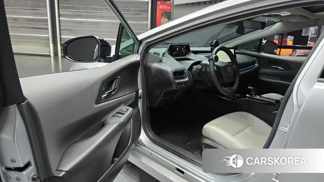 Toyota Prius 5th Generation id 4618026 из Кореи 31