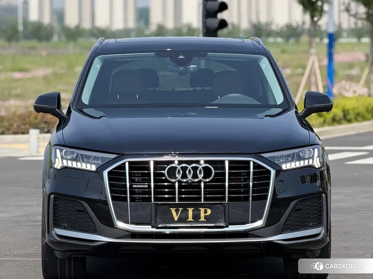 Audi Q7 id 4599790 из Китая 18