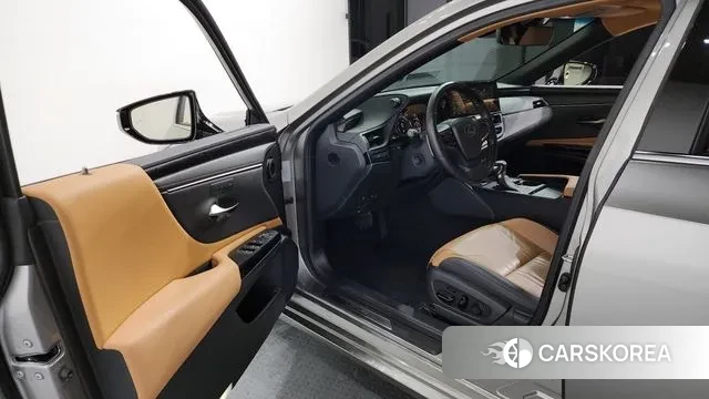 Lexus ES300h 7th generation id 3031835 из Кореи 20