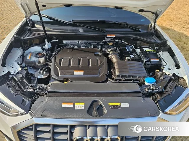 Audi Q3 (F3) id 3388933 из Кореи 19