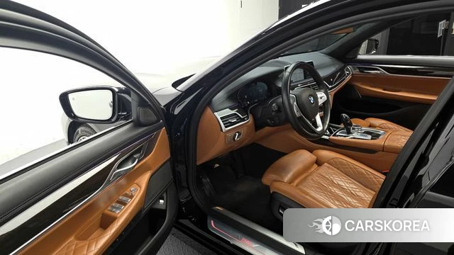 BMW 7 Series (G11) id 3897684 из Кореи 20