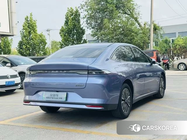 Nissan N6 id 4359603 из Китая 12