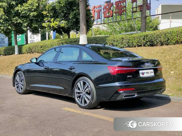 Audi A6L id 4306924 из Китая 10