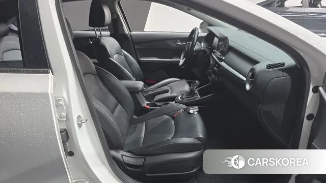 Kia Come New K3 id 3515358 из Кореи 20