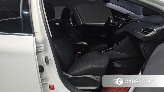 Peugeot 208 id 3773190 из Кореи 20