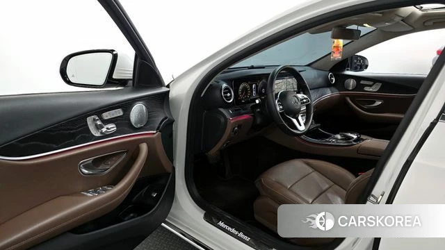 Mercedes-Benz E-Class W213 id 4317884 из Кореи 36