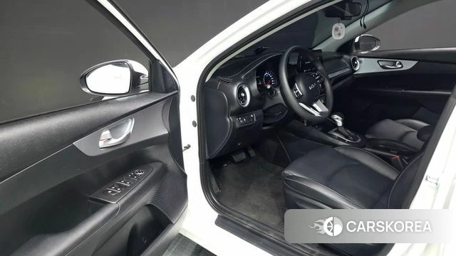 Kia The New K3 2nd generation id 4613261 из Кореи 31