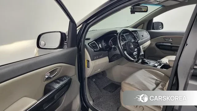 Kia All New Carnival id 3351284 из Кореи 20