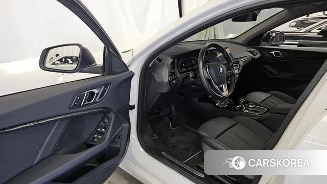 BMW 1 Series (F40) id 3246513 из Кореи 20